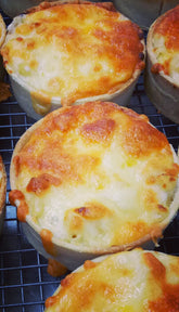 Macaroni Cheese Pie (vegetarian)